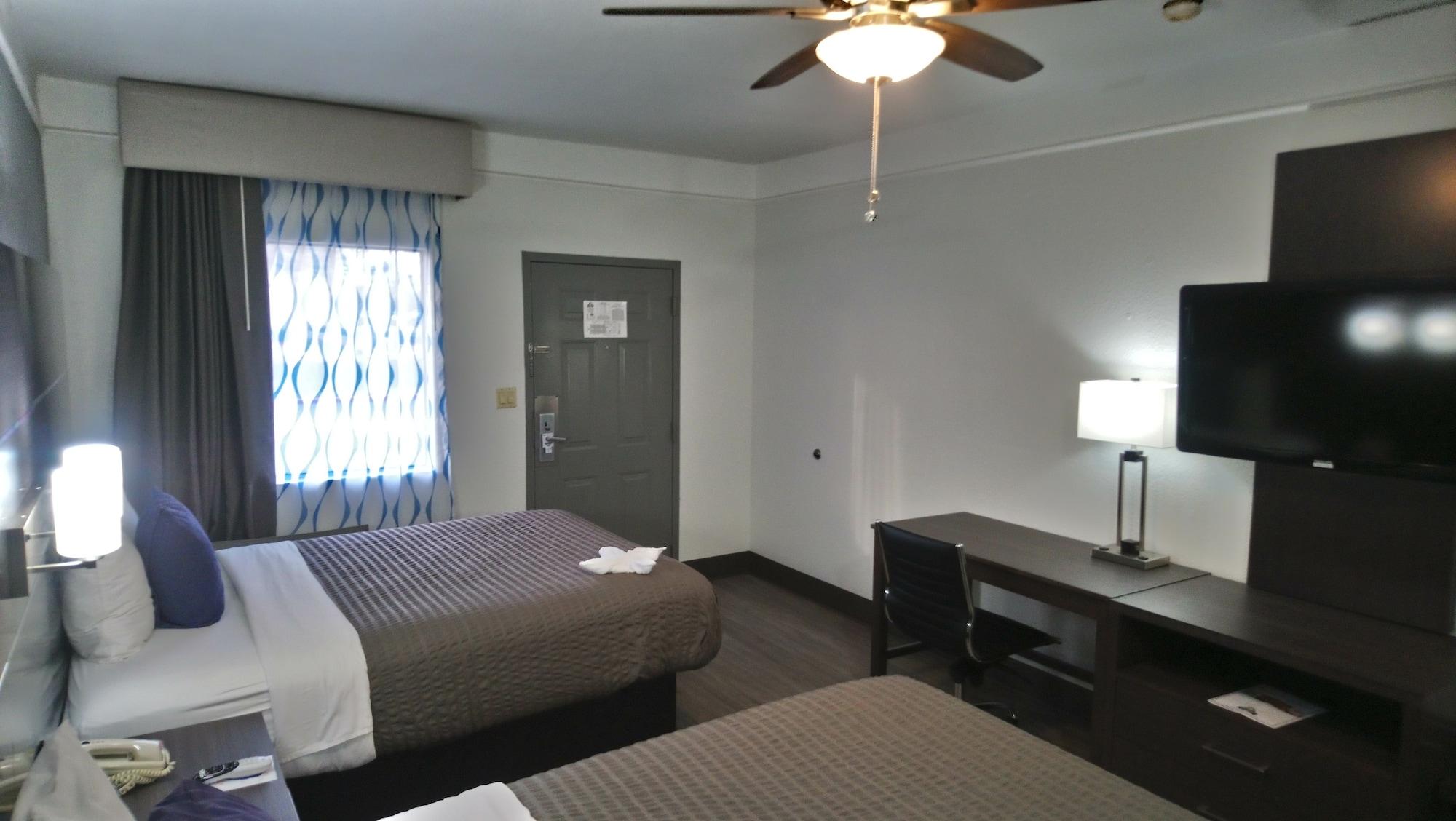 Hotel Days & By Wyndham Nasa-clearlake-houston