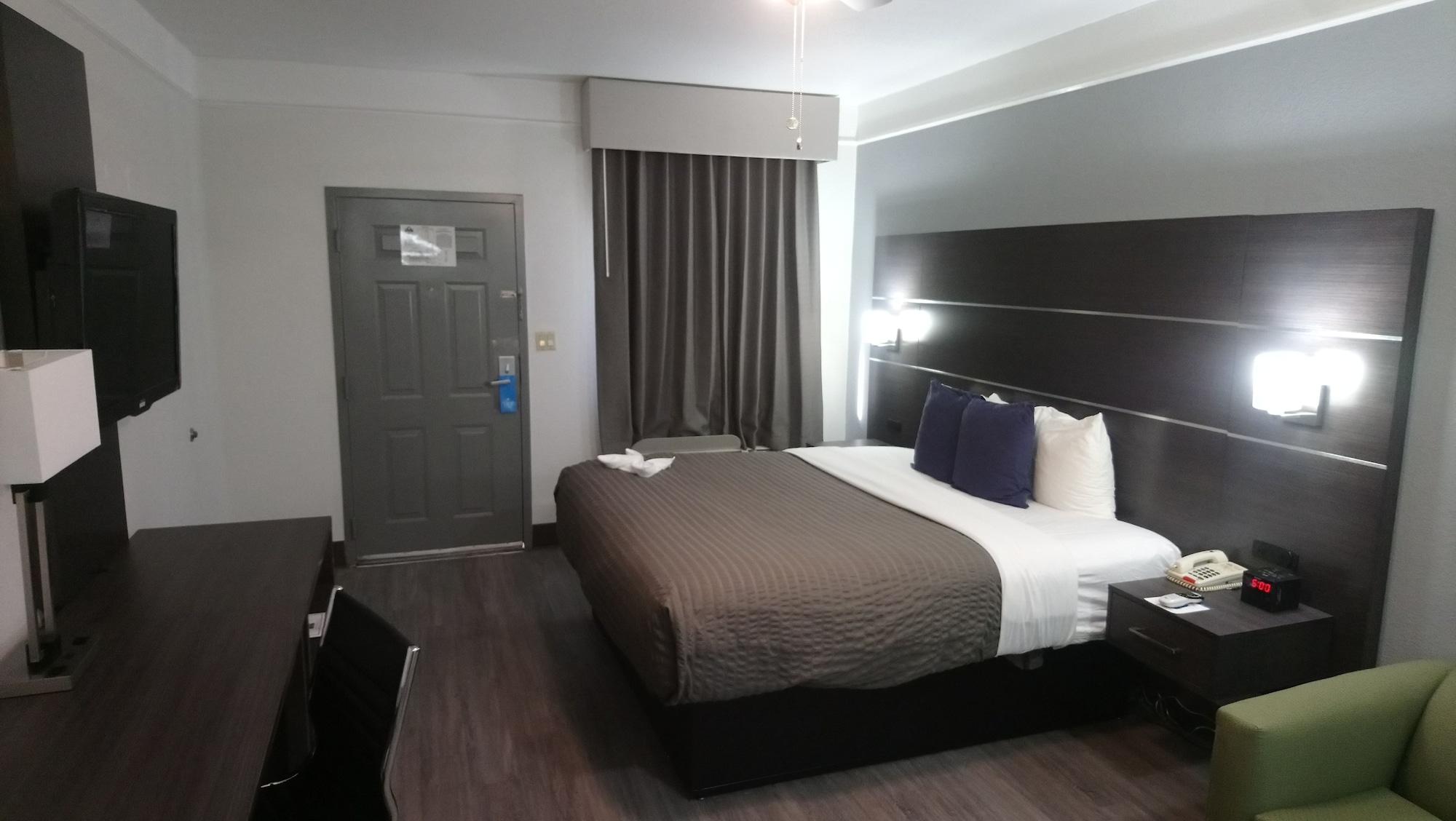 Days & By Wyndham Nasa-clearlake-houston 3*