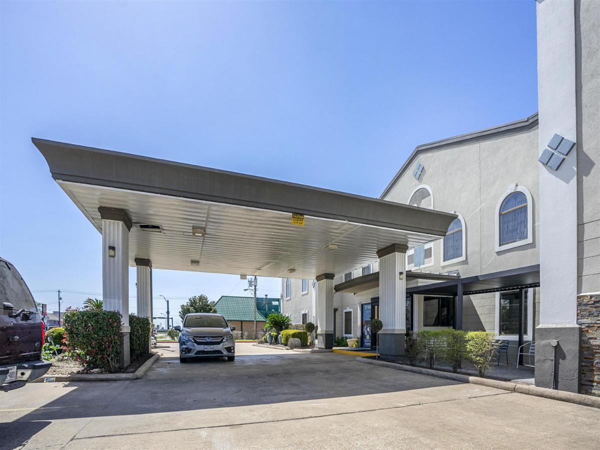 Days & By Wyndham Nasa-clearlake-houston Hotel 3*